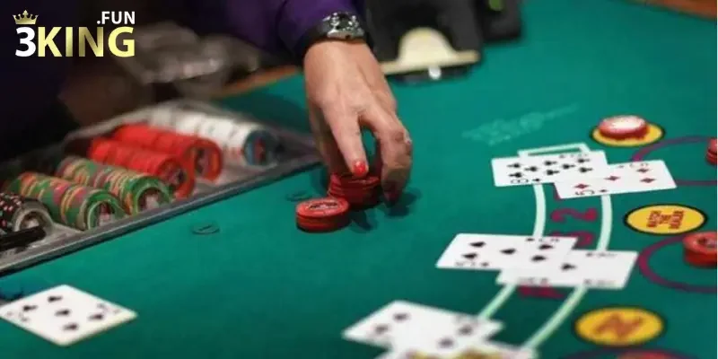 Bluff trong poker là gì? Tất tần tật về loại thủ thuật này 3 Có nên chơi bluff trong poker không?